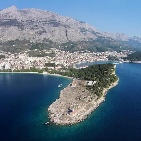 12211c Lägenhet Makarska